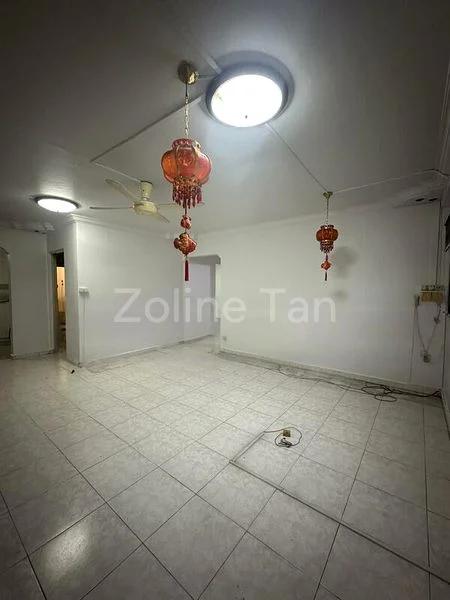 4 Room (4A) HDB for Sale in  308 Woodlands Avenue 1 - Image 6